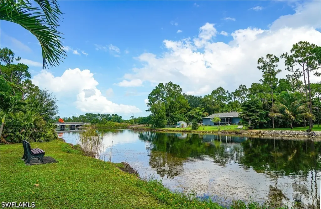 1223 Commonwealth Circle Naples FL 34116