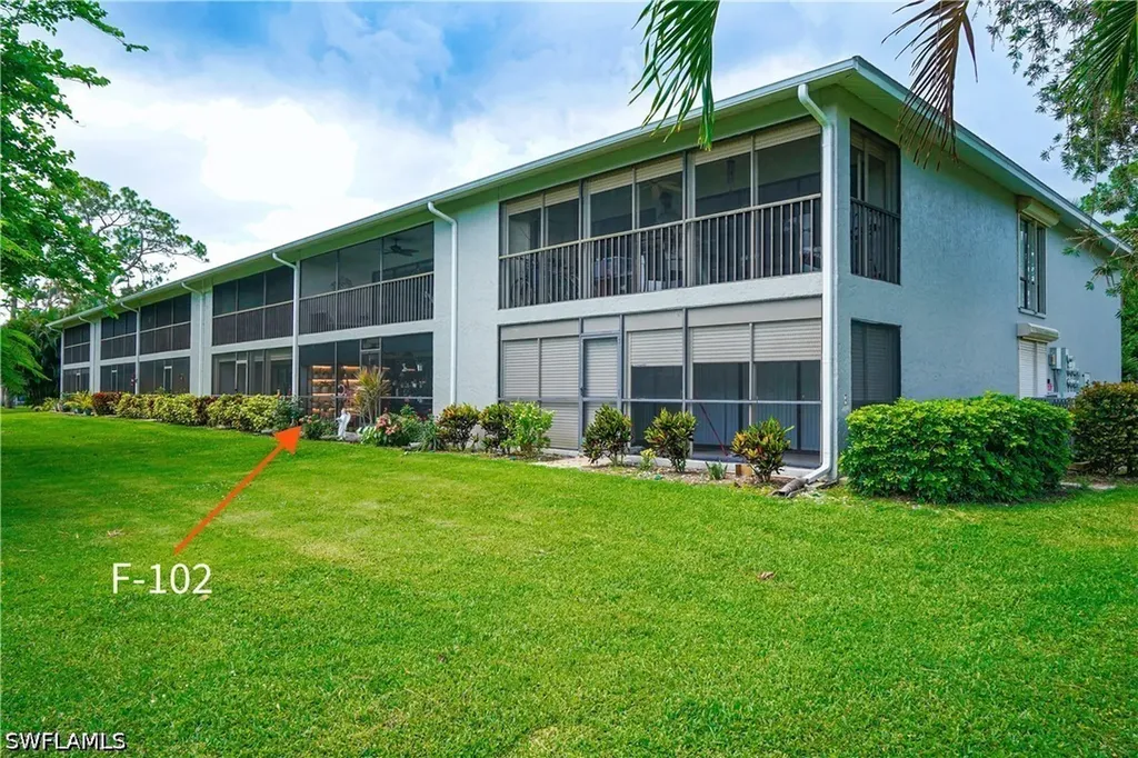 1223 Commonwealth Circle Naples FL 34116