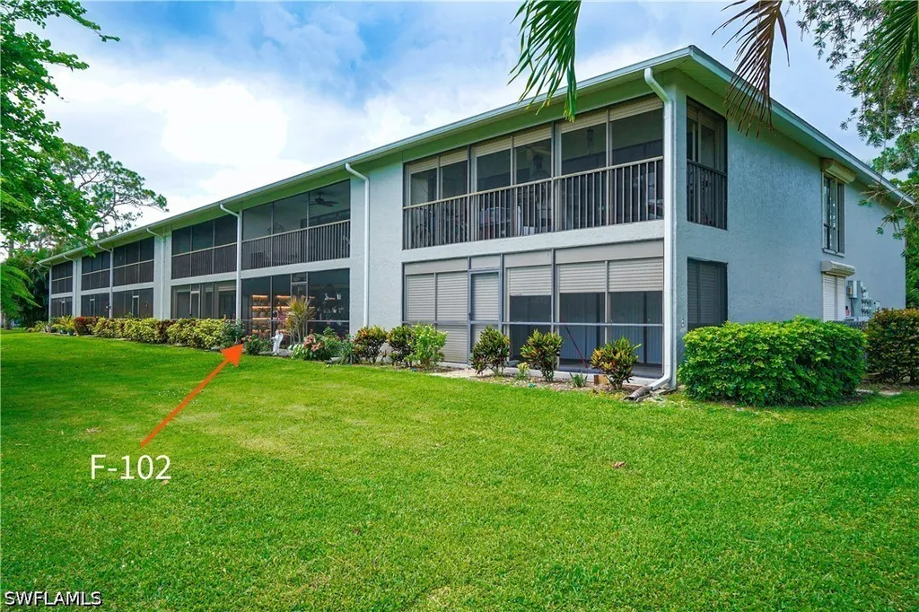 1223 Commonwealth Circle Naples FL 34116