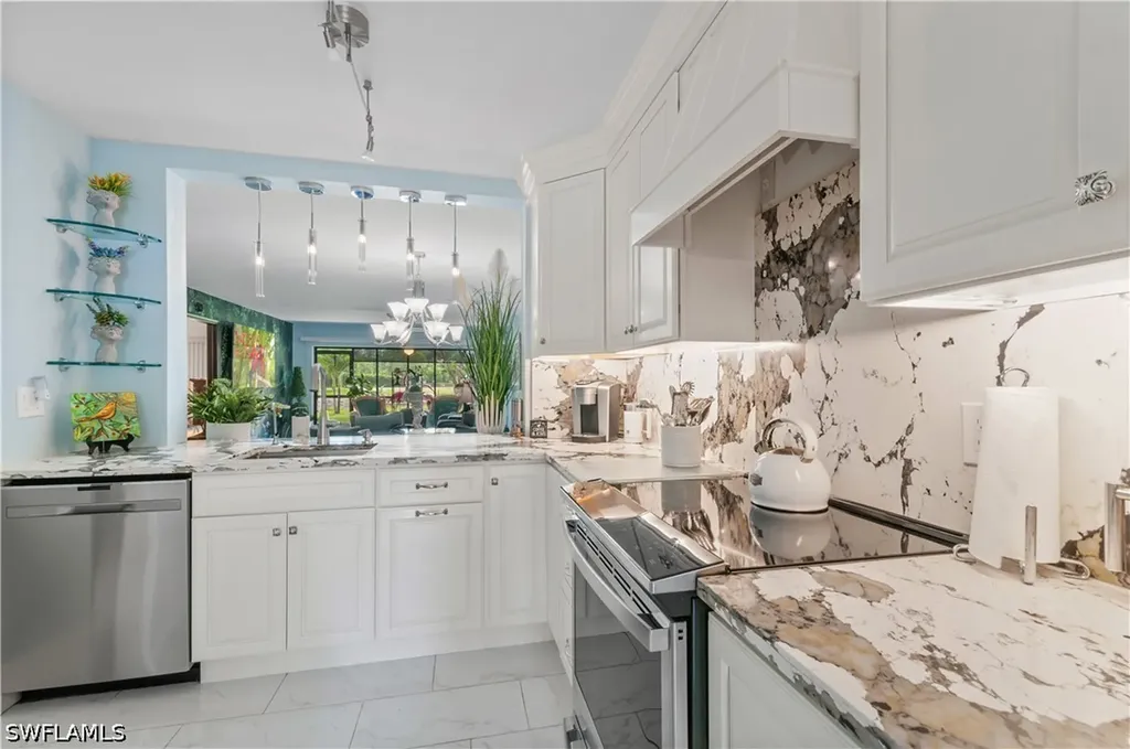 1223 Commonwealth Circle Naples FL 34116