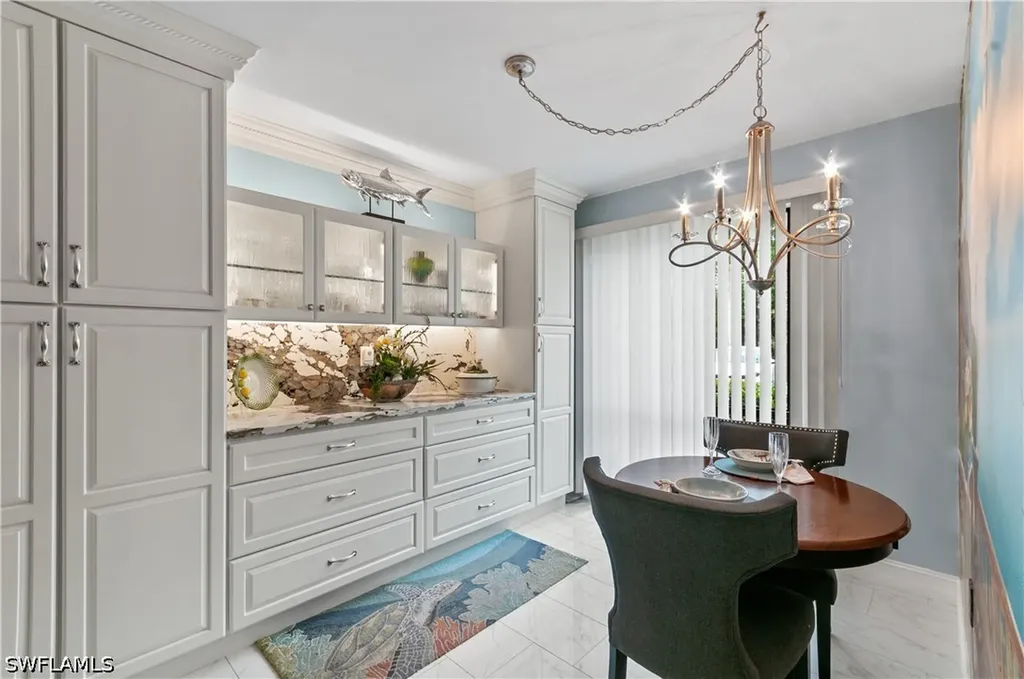 1223 Commonwealth Circle Naples FL 34116