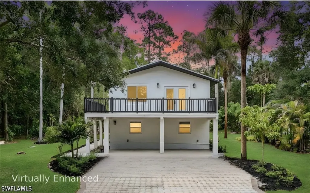 605 12th Avenue NE Naples FL 34120
