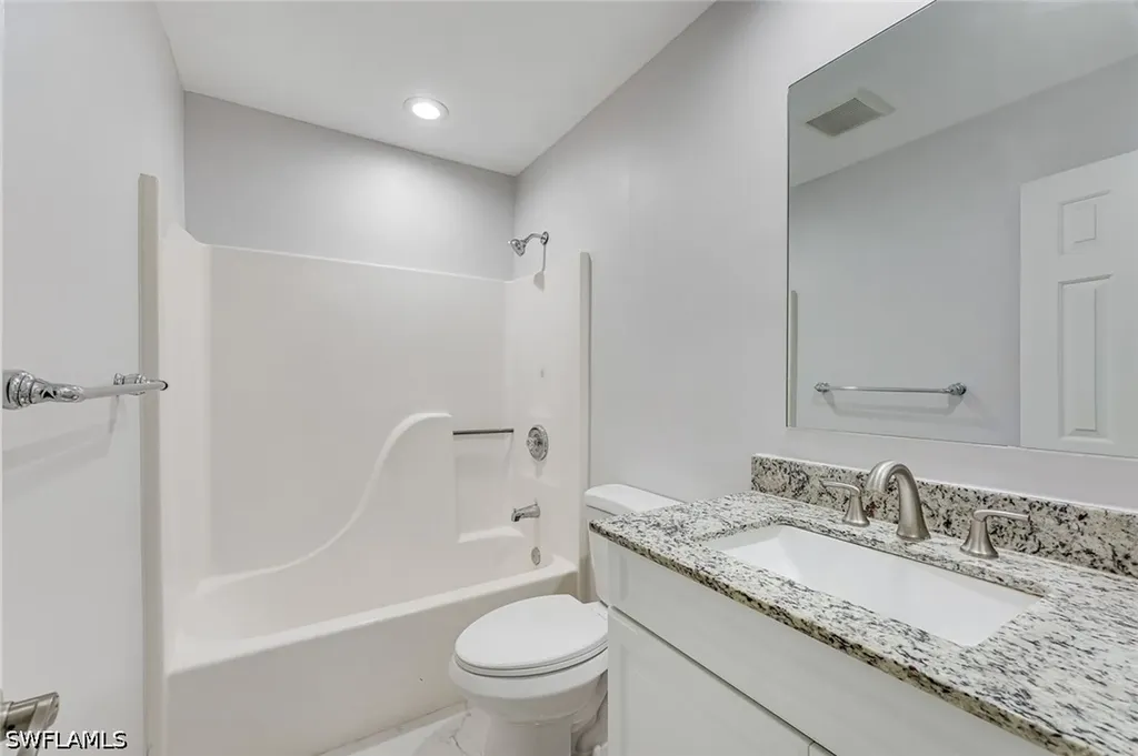 605 12th Avenue NE Naples FL 34120