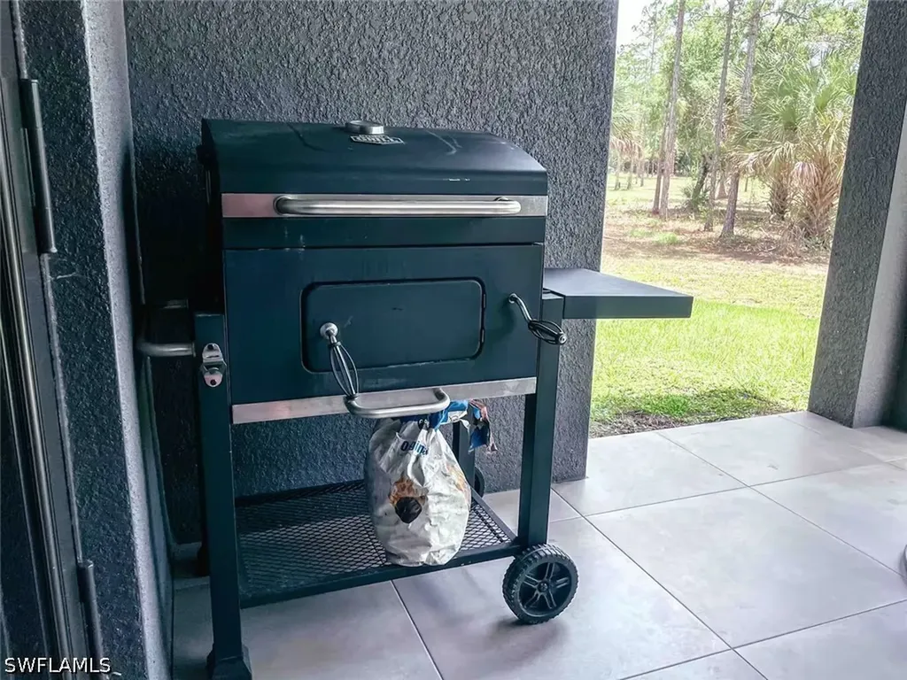 2396 50th Avenue NE Naples FL 34120