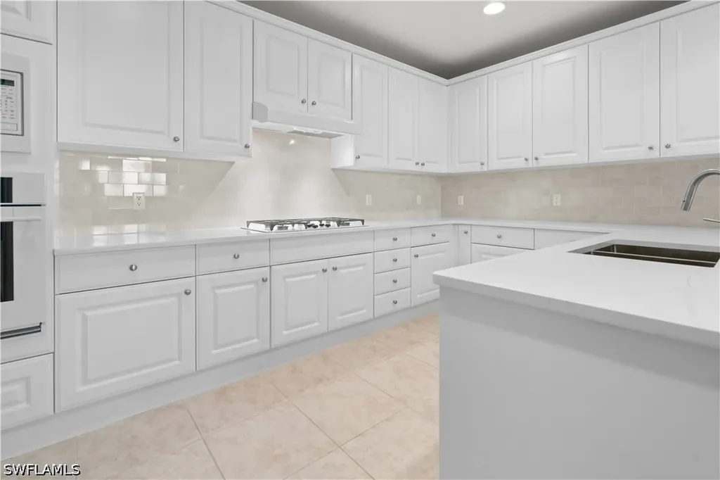 2714 Callista Court Naples FL 34114