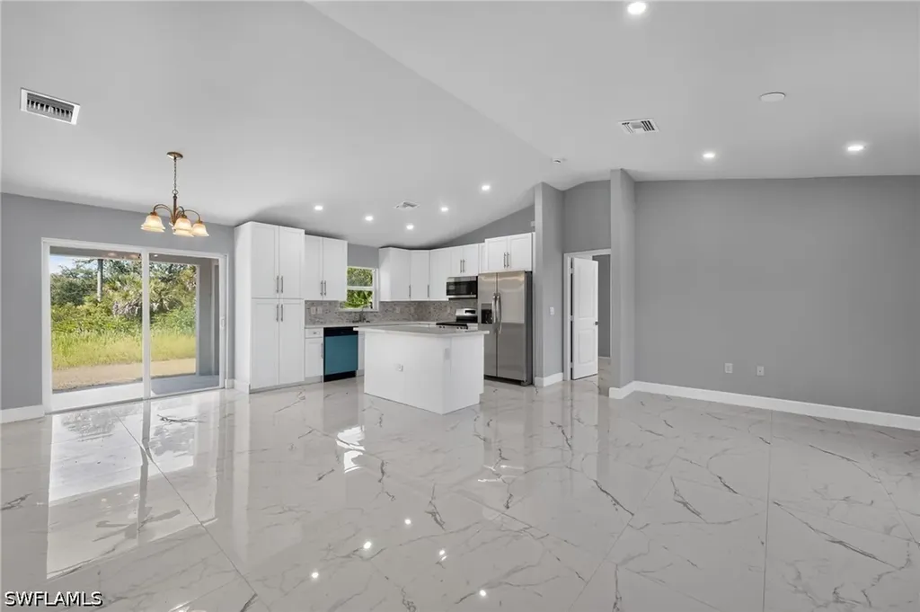 3211 43rd Street SW Lehigh Acres FL 33976