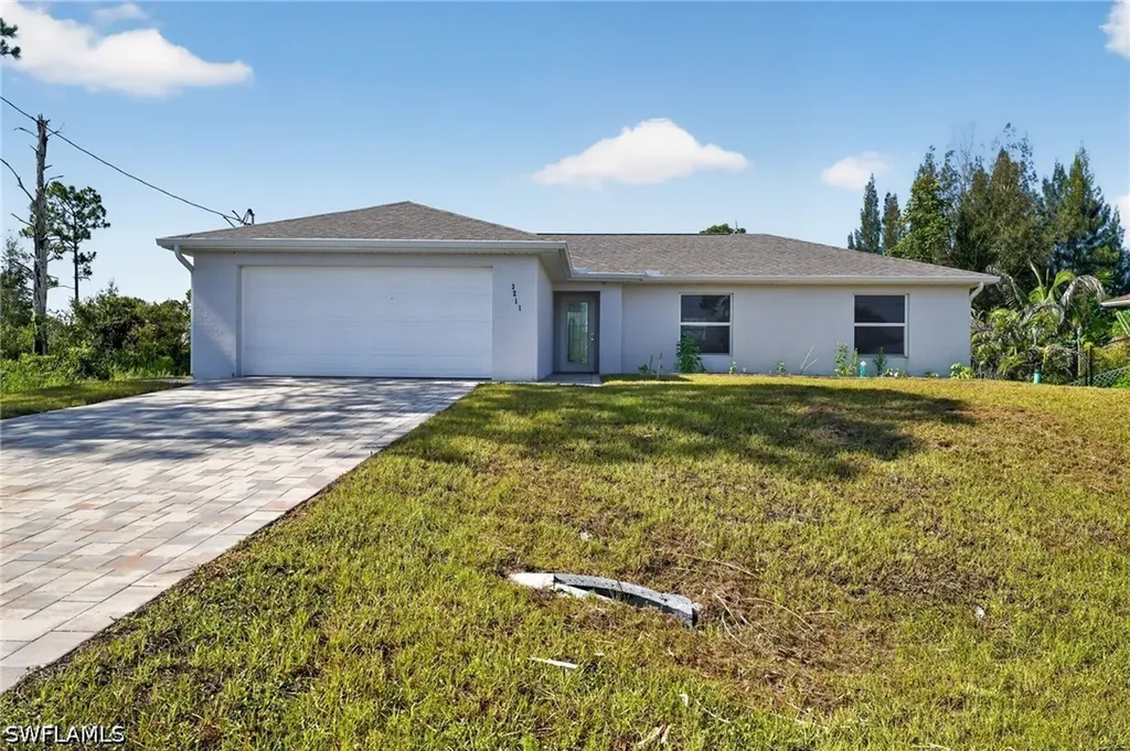 3211 43rd Street SW Lehigh Acres FL 33976