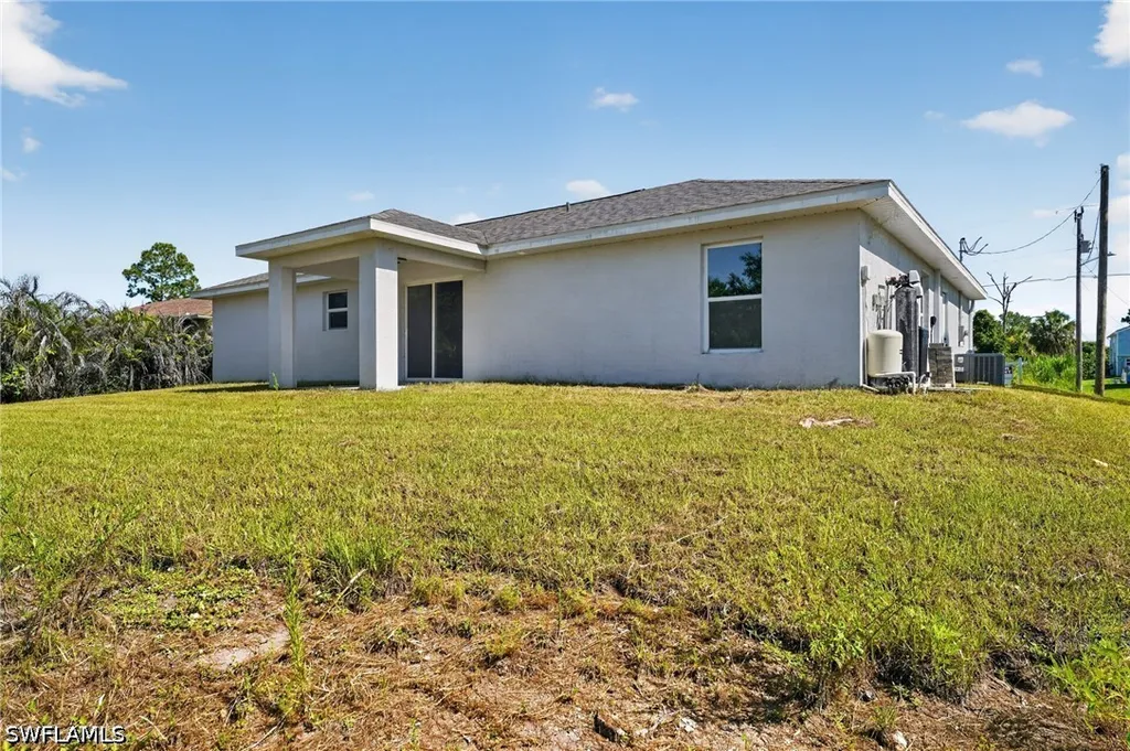 3211 43rd Street SW Lehigh Acres FL 33976