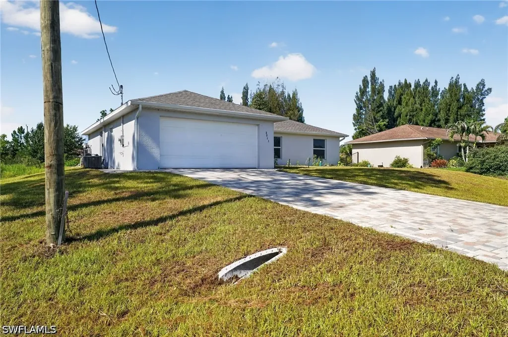 3211 43rd Street SW Lehigh Acres FL 33976