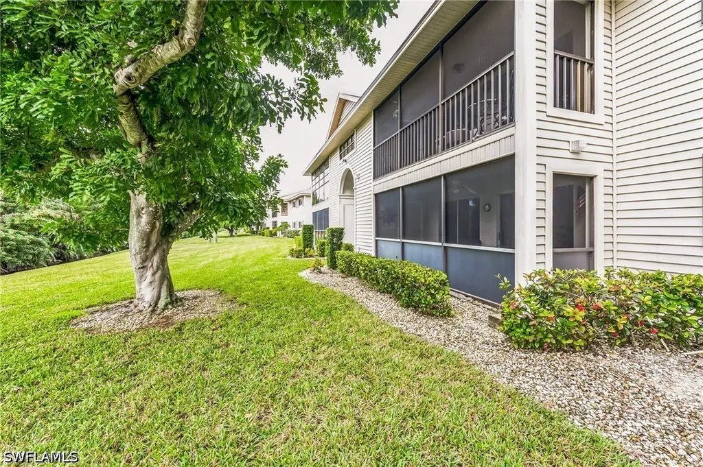 8081 S Woods Circle Fort Myers FL 33919