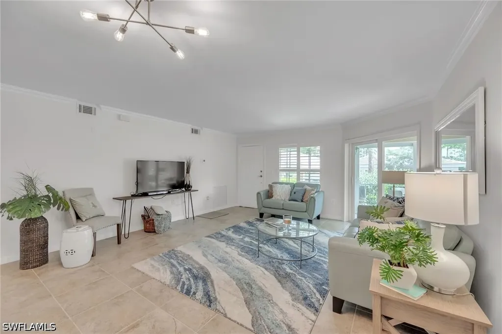 5633 Turtle Bay Drive Naples FL 34108