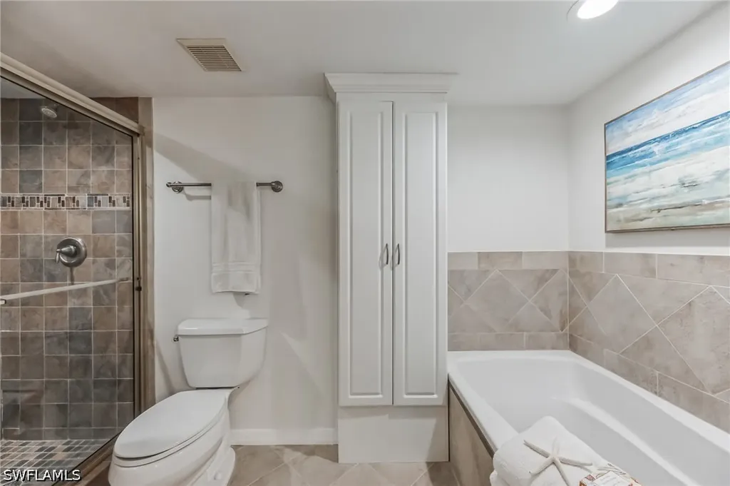 5633 Turtle Bay Drive Naples FL 34108