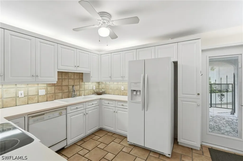 3951 Gulf Shore Boulevard N Naples FL 34103