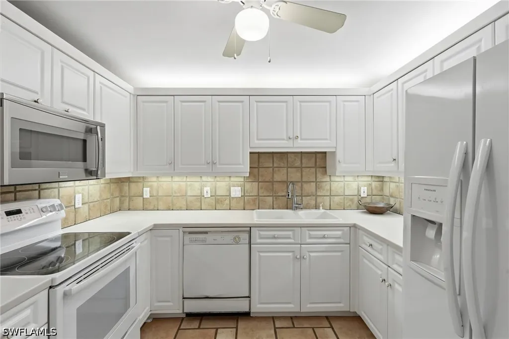 3951 Gulf Shore Boulevard N Naples FL 34103