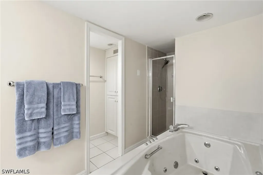 3951 Gulf Shore Boulevard N Naples FL 34103