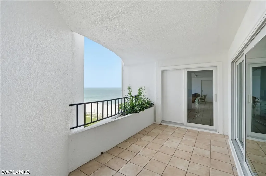 3951 Gulf Shore Boulevard N Naples FL 34103