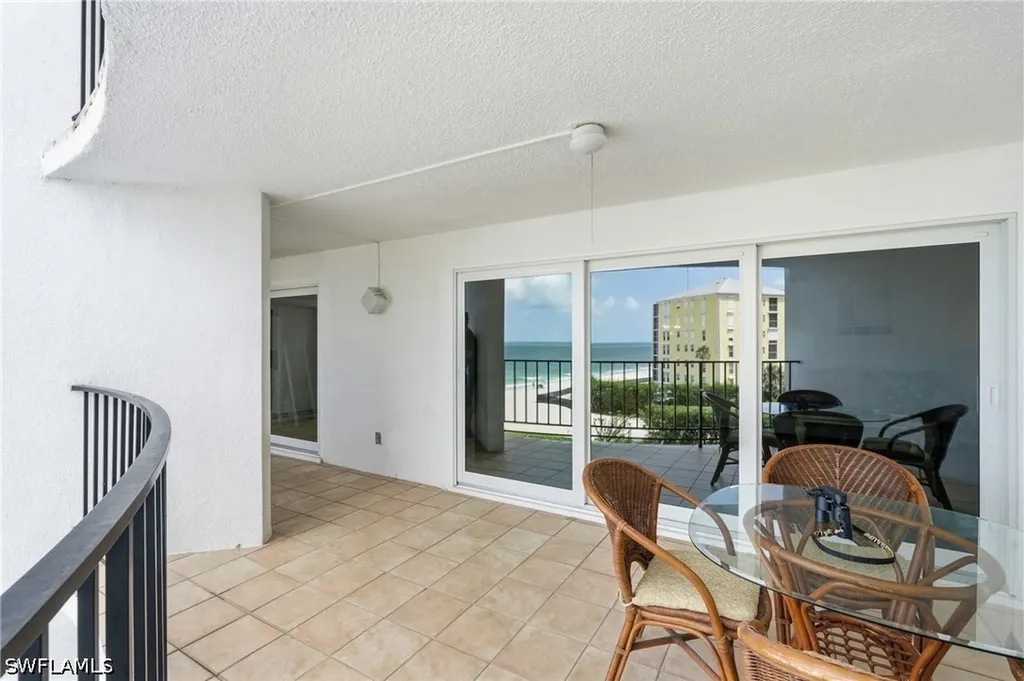 3951 Gulf Shore Boulevard N Naples FL 34103