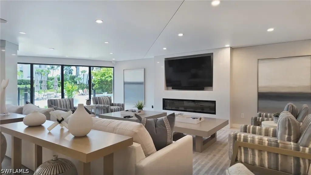 3951 Gulf Shore Boulevard N Naples FL 34103
