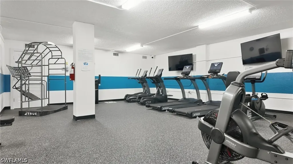 3951 Gulf Shore Boulevard N Naples FL 34103