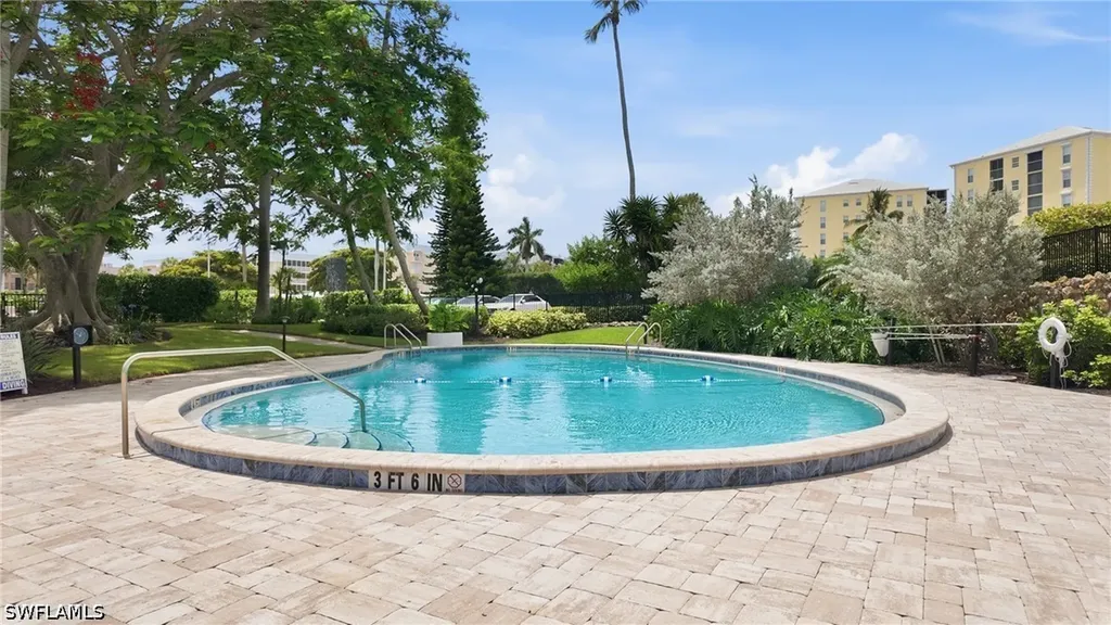 3951 Gulf Shore Boulevard N Naples FL 34103