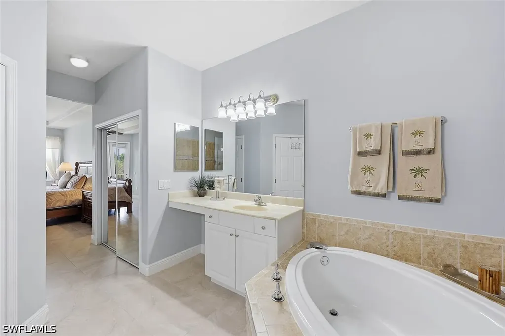 4620 Winged Foot Court Naples FL 34112
