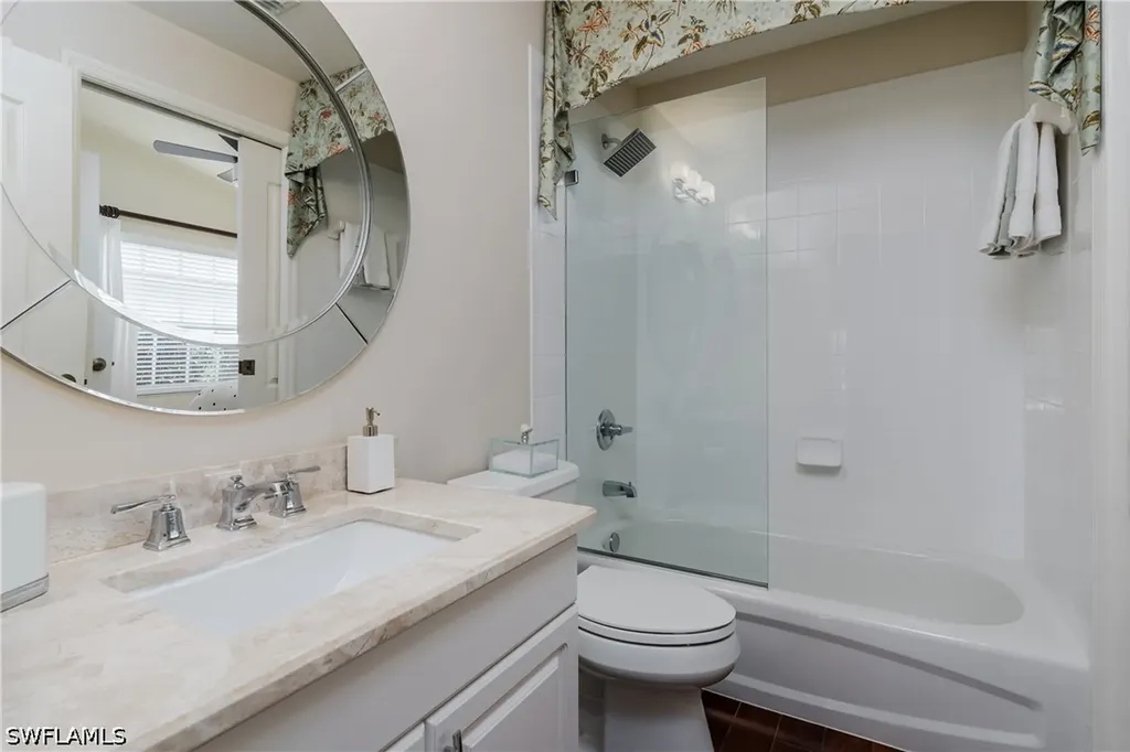 6658 Castlelawn Place Naples FL 34113