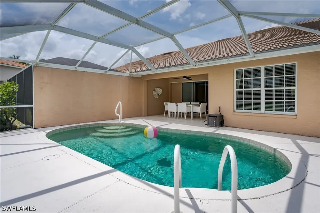 6658 Castlelawn Place Naples FL 34113