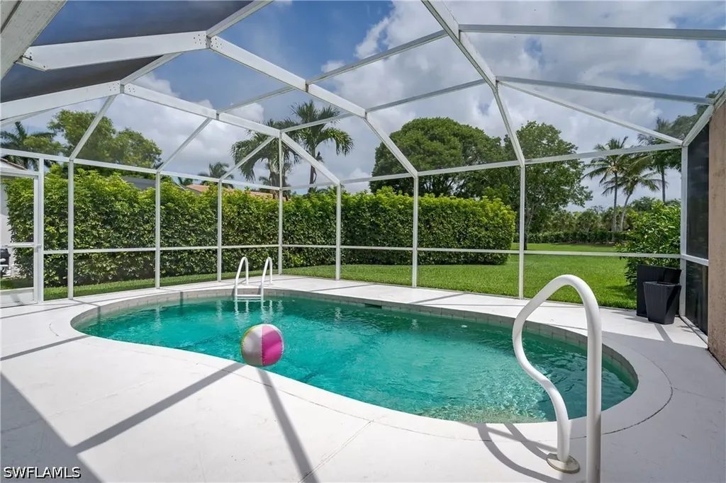 6658 Castlelawn Place Naples FL 34113