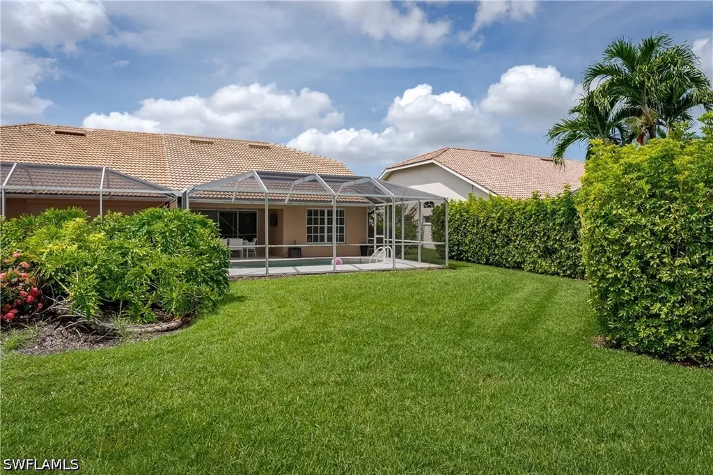6658 Castlelawn Place Naples FL 34113