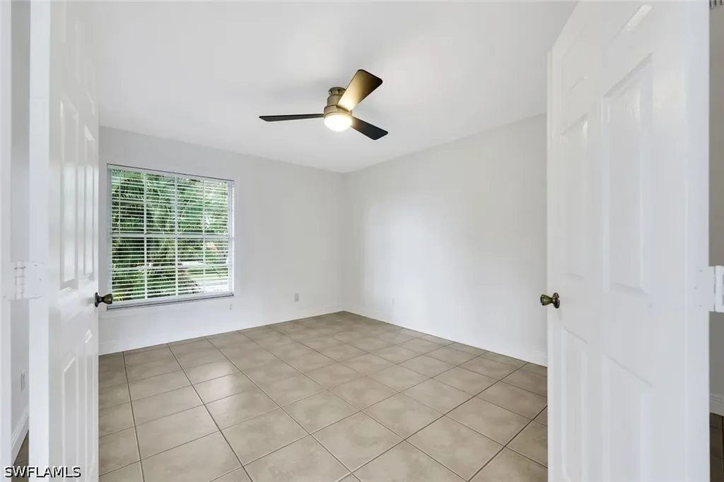 9624 Crescent Garden Drive Naples FL 34109