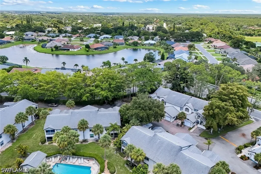 9624 Crescent Garden Drive Naples FL 34109