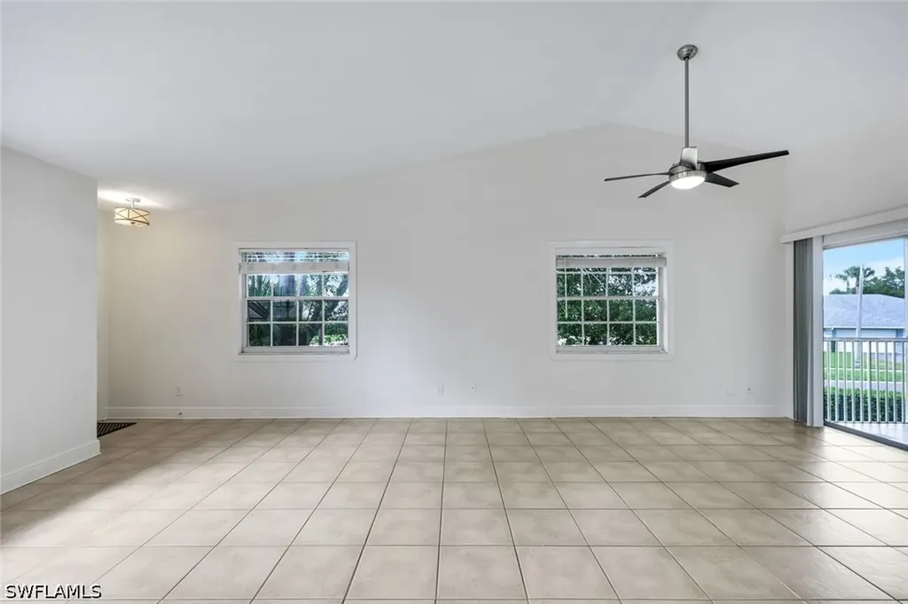 9624 Crescent Garden Drive Naples FL 34109