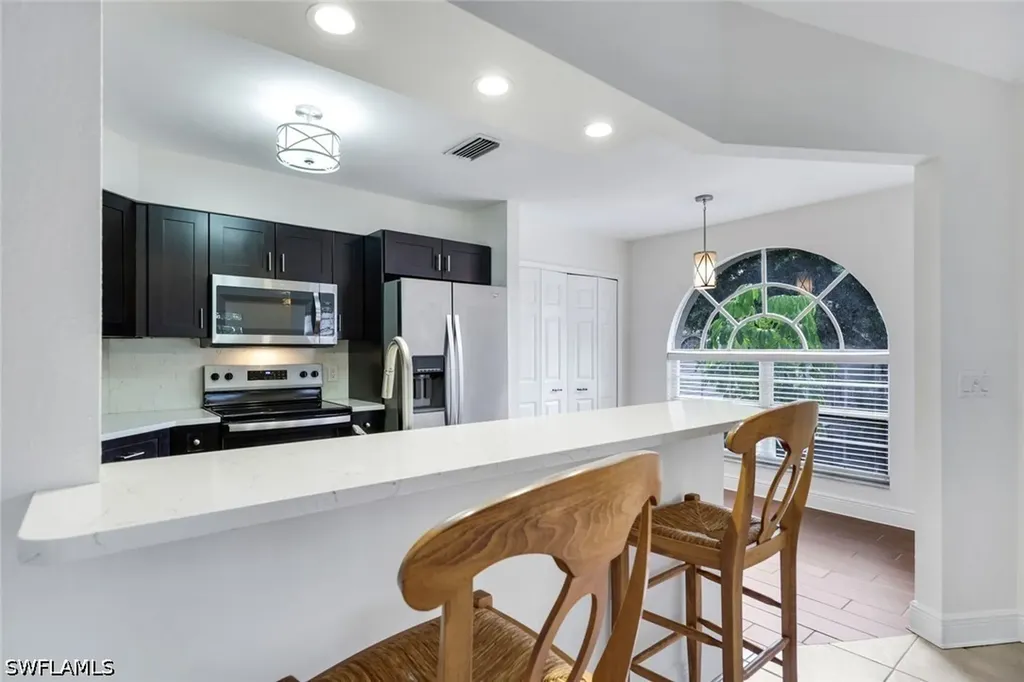 9624 Crescent Garden Drive Naples FL 34109