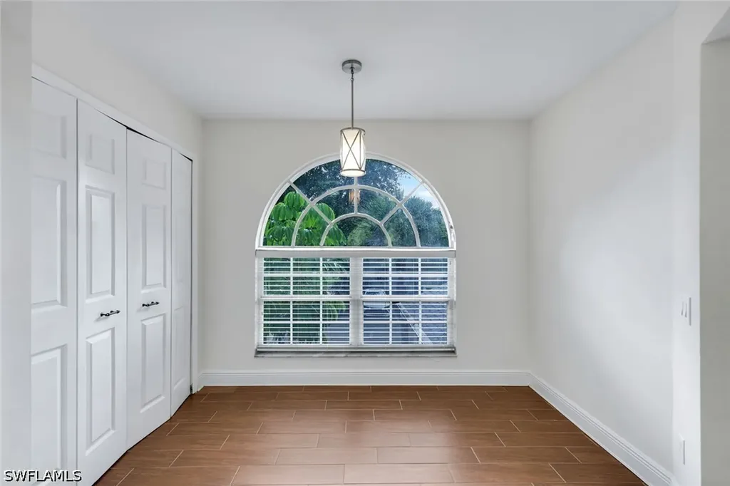 9624 Crescent Garden Drive Naples FL 34109