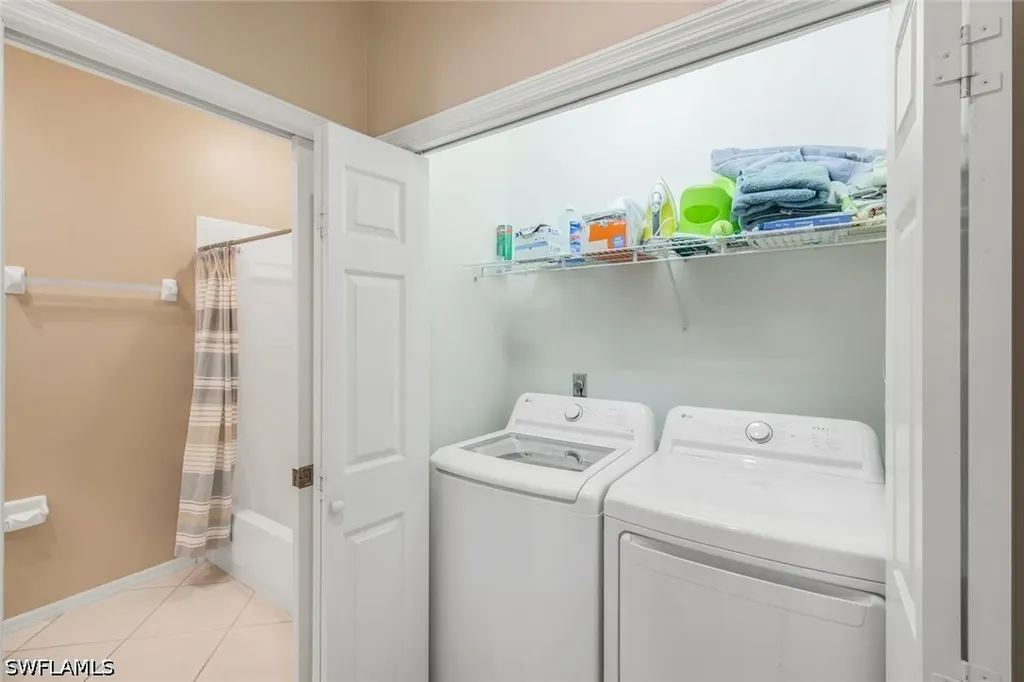 8247 Parkstone Place Naples FL 34120