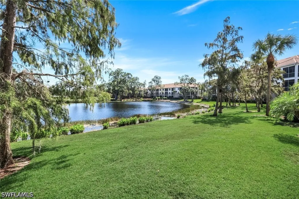 8247 Parkstone Place Naples FL 34120