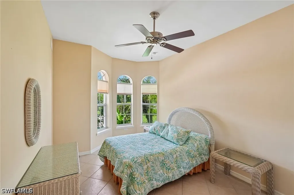 3761 35th Avenue NE Naples FL 34120