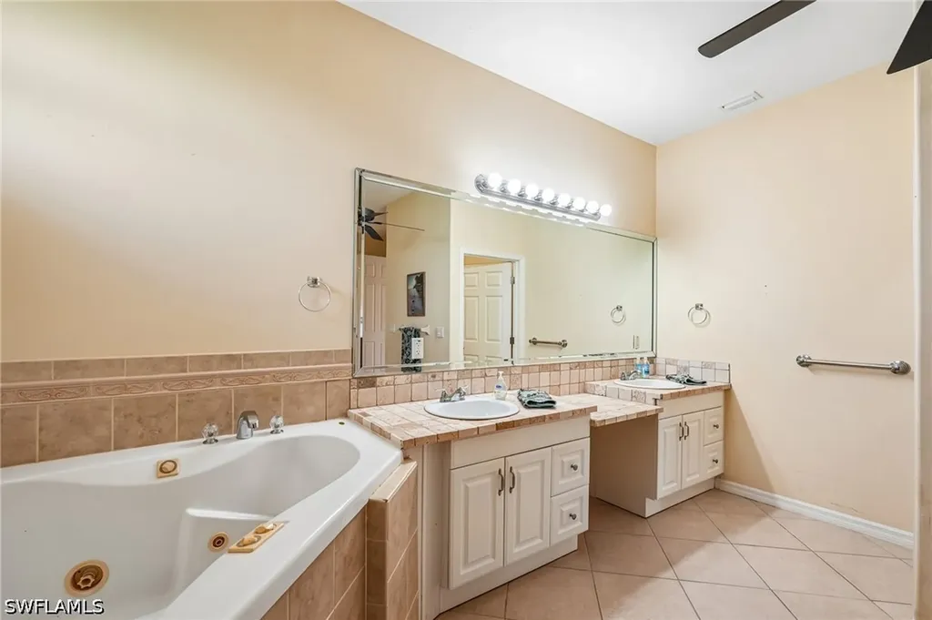 3761 35th Avenue NE Naples FL 34120