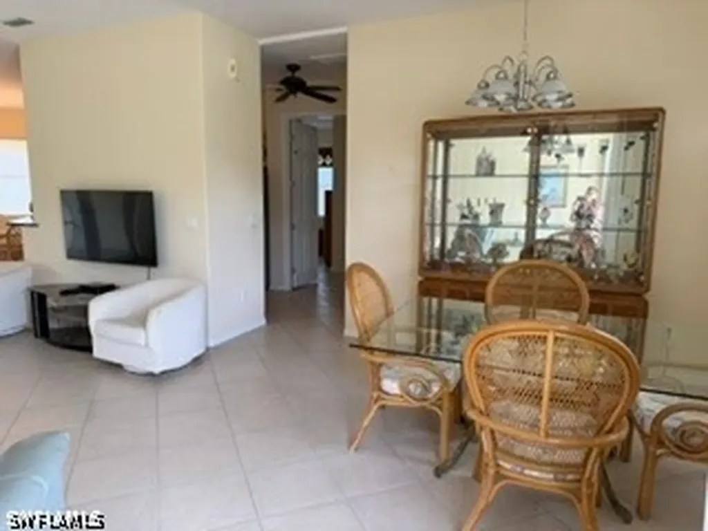 3761 35th Avenue NE Naples FL 34120