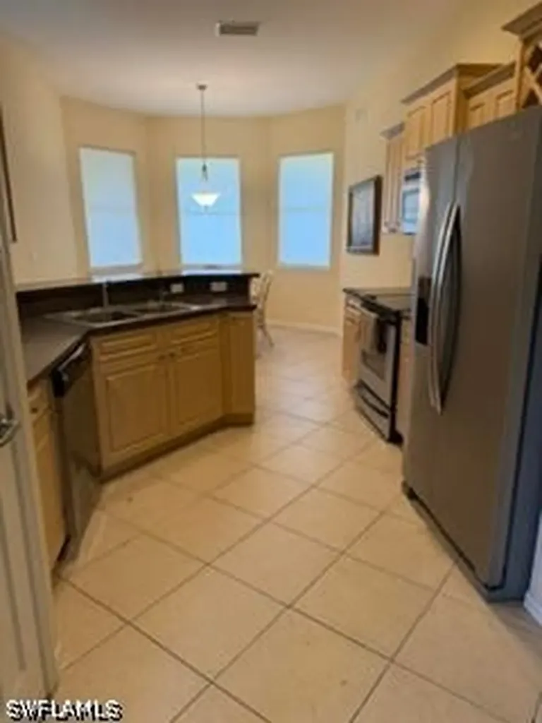 3761 35th Avenue NE Naples FL 34120