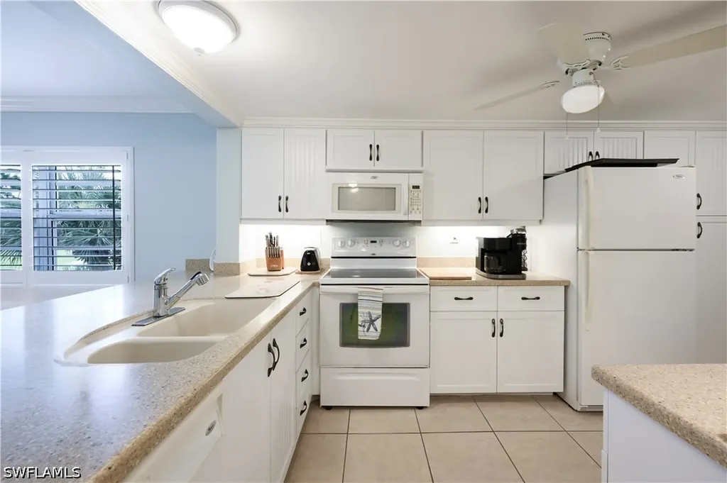 1083 Forest Lakes Drive Naples FL 34105