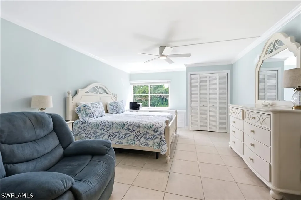 1083 Forest Lakes Drive Naples FL 34105