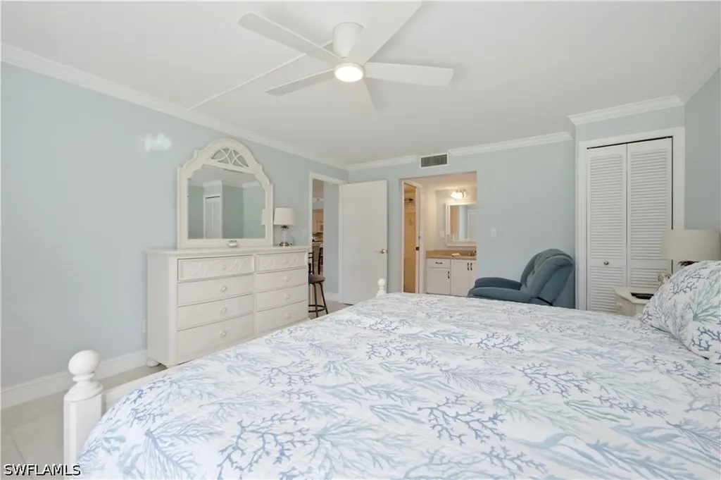 1083 Forest Lakes Drive Naples FL 34105