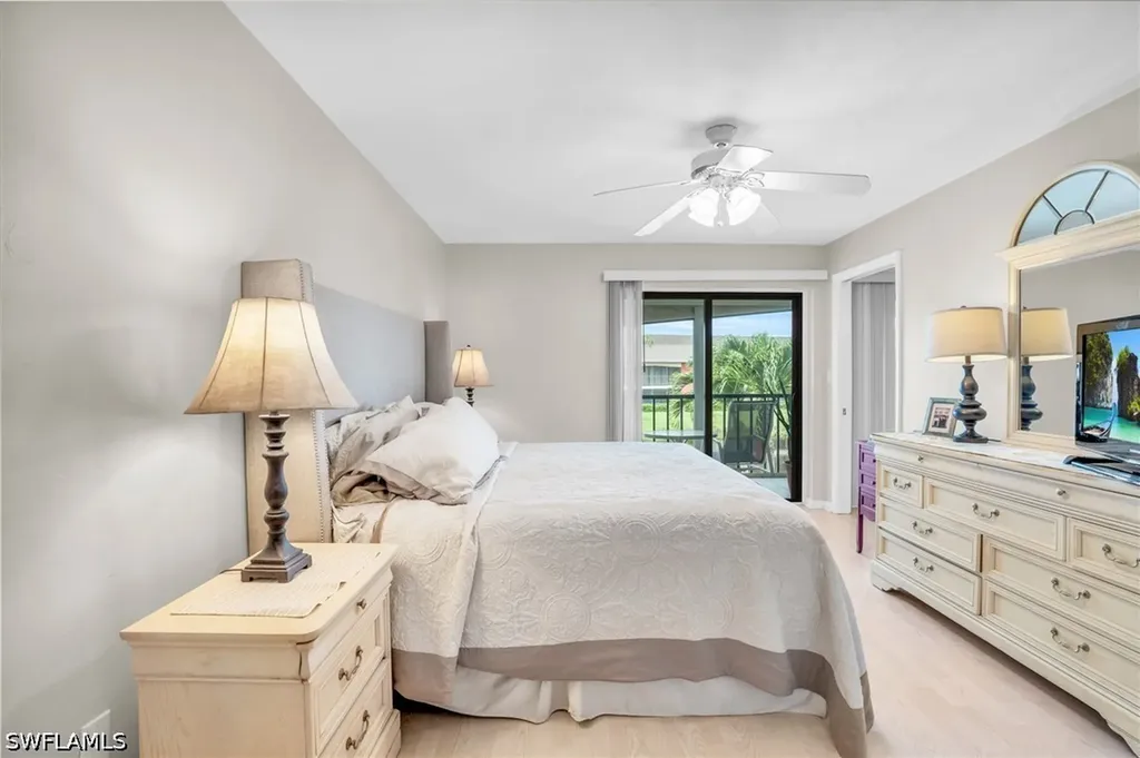 4640 Chantelle Drive Naples FL 34112