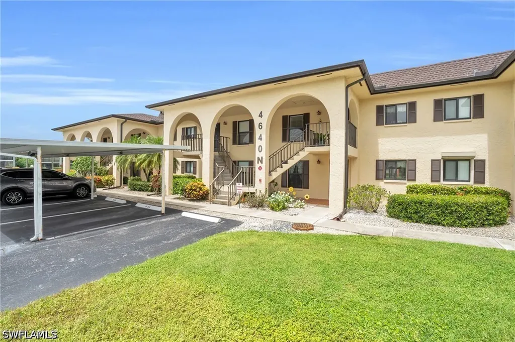 4640 Chantelle Drive Naples FL 34112