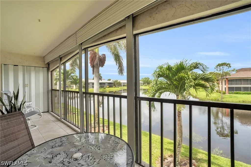 4640 Chantelle Drive Naples FL 34112