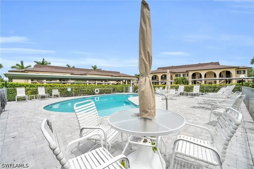 4640 Chantelle Drive Naples FL 34112