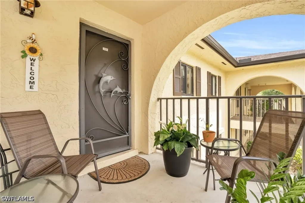 4640 Chantelle Drive Naples FL 34112