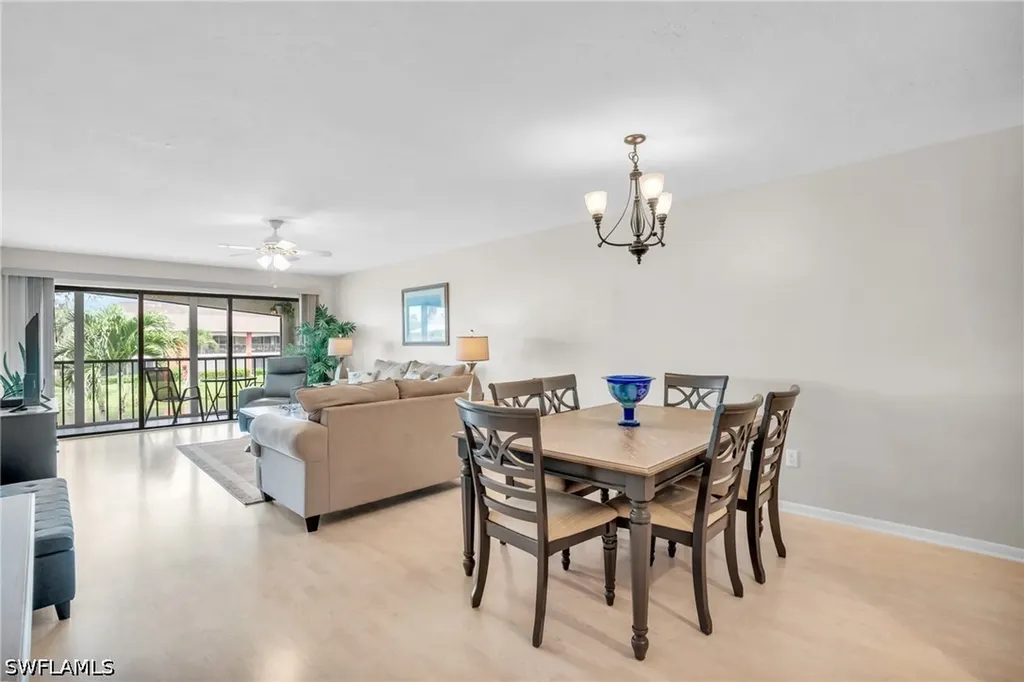 4640 Chantelle Drive Naples FL 34112