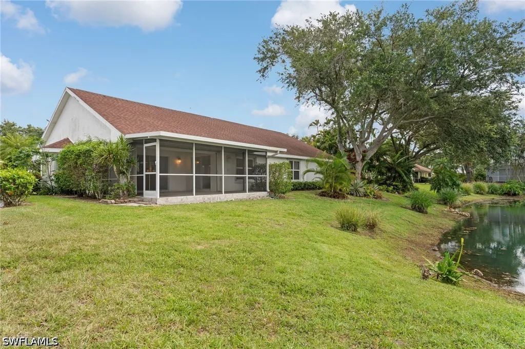 4907 Europa Drive Naples FL 34105